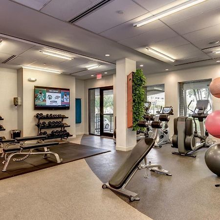 Apartment At Crystal City With Gym Arlington Exteriér fotografie